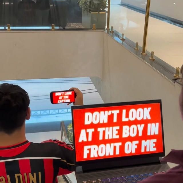 Don’t Look at the top left corner 🙄

#explor #CoreReactor #dontlookatthepinnedcomment